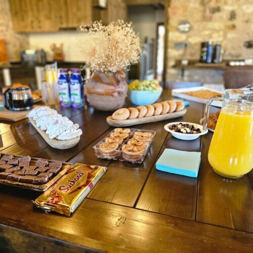 Sabores que dan la bienvenida: Desayunos y almuerzos en Masia La Parreta